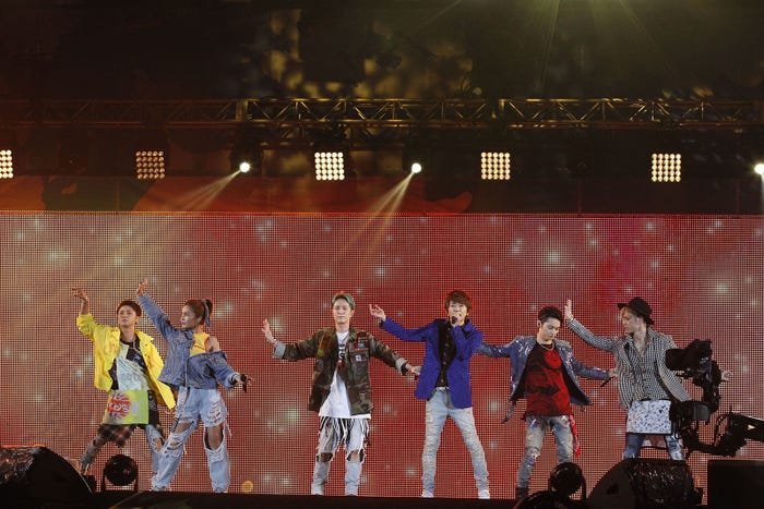 AAA(写真提供:avex)