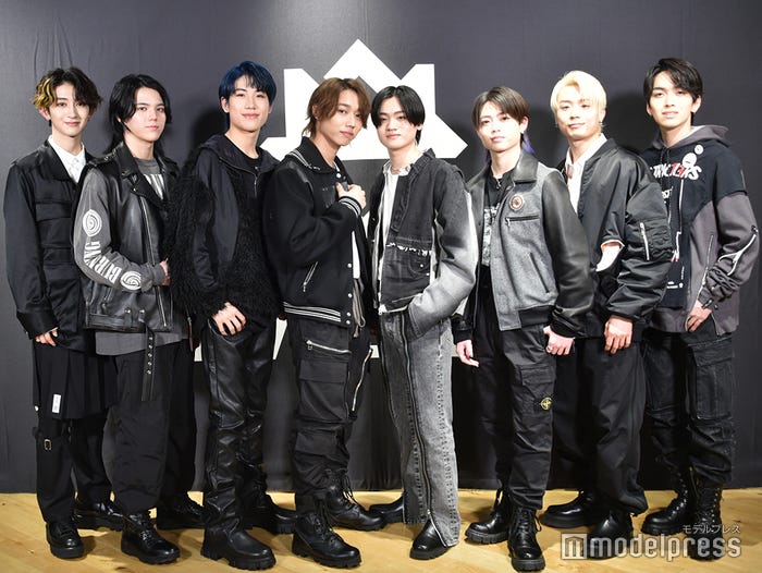 ビジュアルチェンジ前のMAZZEL(C)モデルプレス