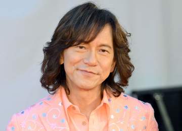 ユカイ 10年間のTVレギュラー卒業 14歳双子息子の人気附属小卒業式に思い重ね 「PTA会長」として祝辞