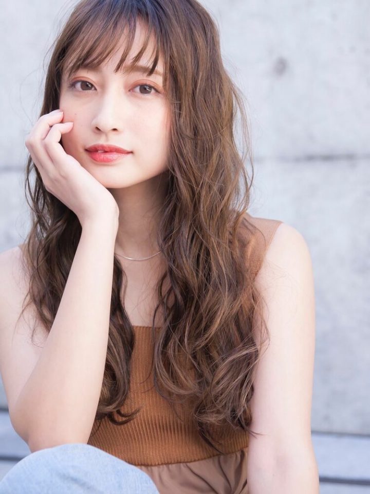 人気の髪色 ベージュブラウン とは 明るめも暗めも魅力的な旬の色見本集 モデルプレス 人気の髪色 ベージュブラウン とは 明るめも暗めも魅力的な旬の色見本集 モデルプレス