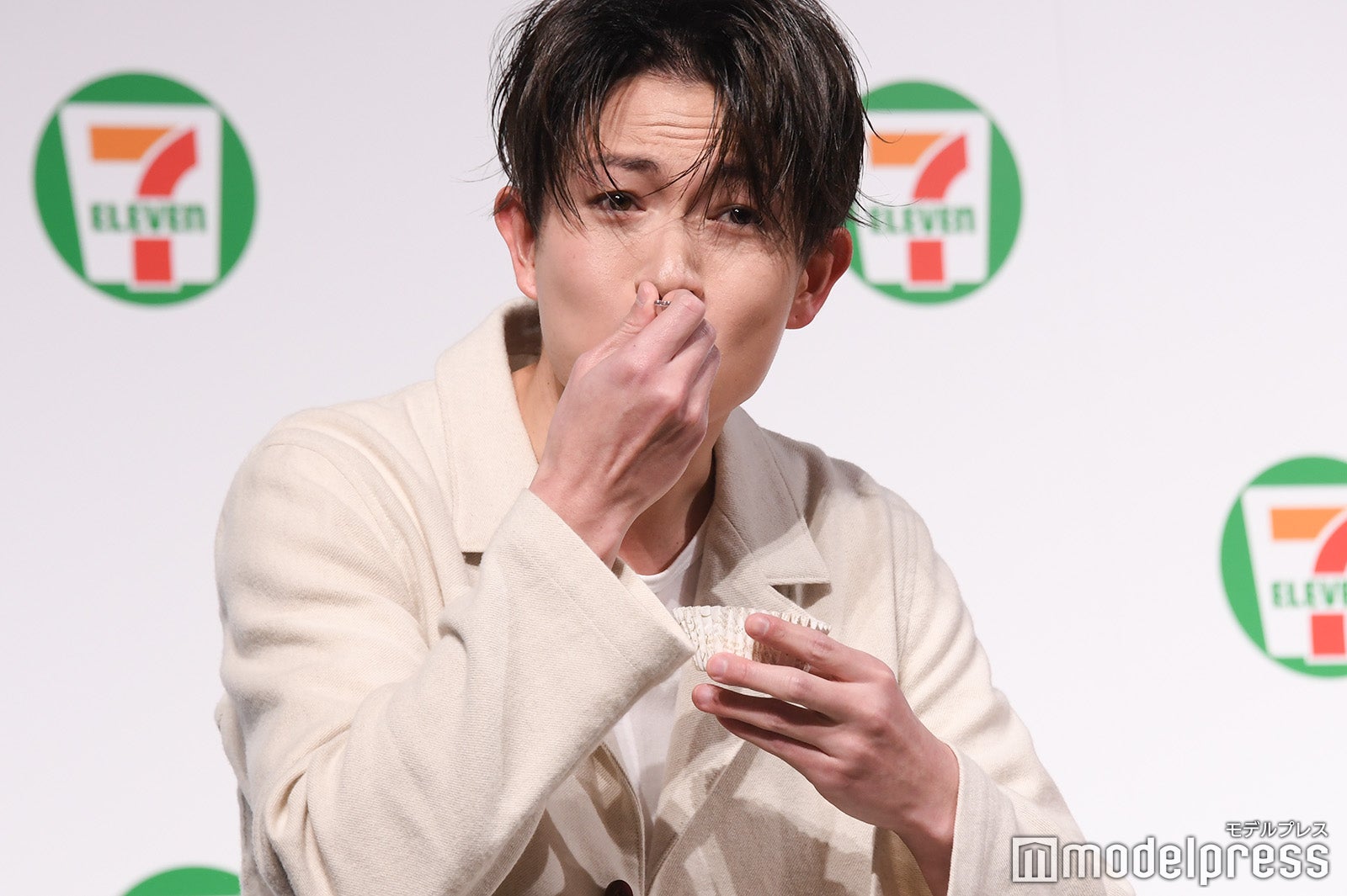 綱啓永（C）モデルプレス