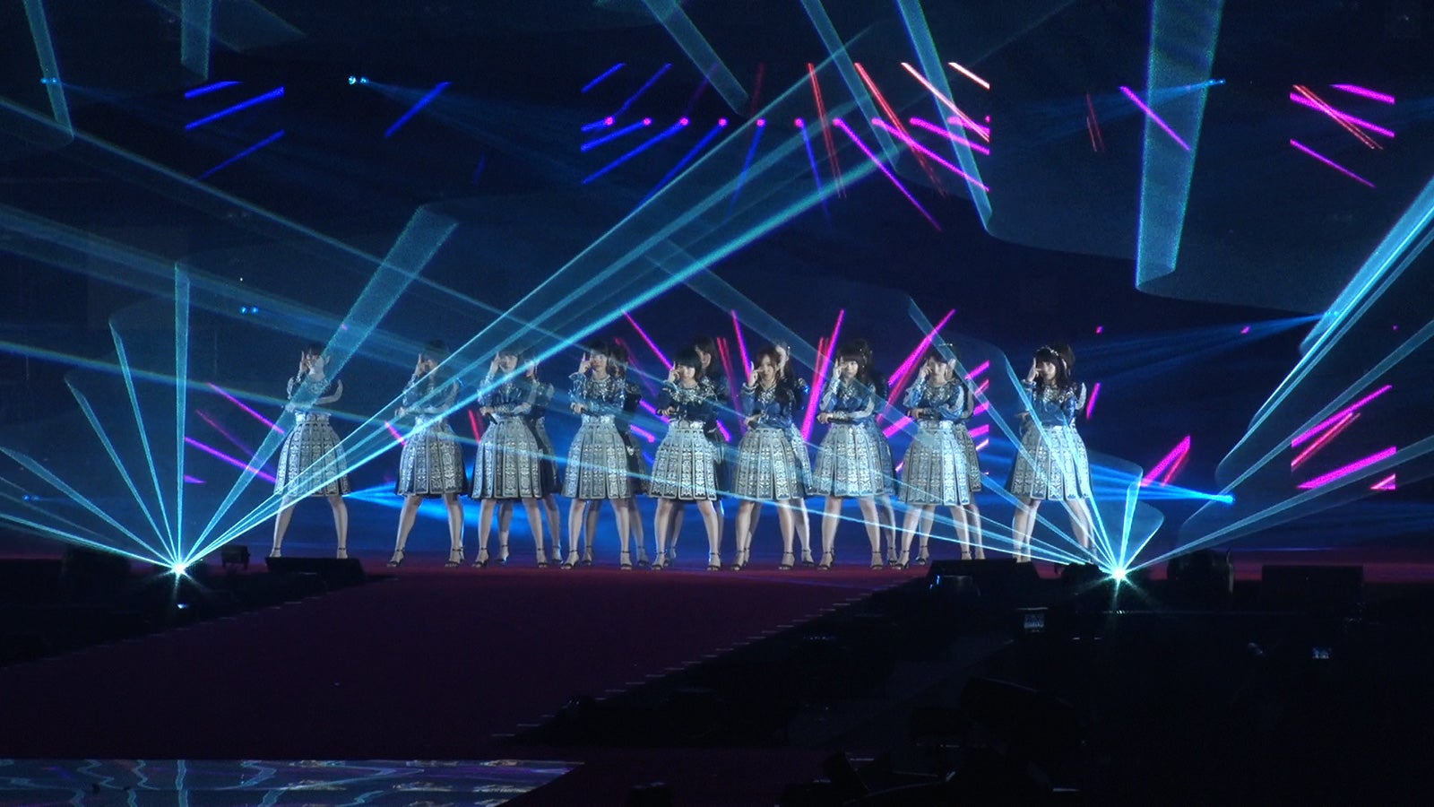 乃木坂46／「GirlsAward 2017 AW」＠幕張メッセ（提供写真）