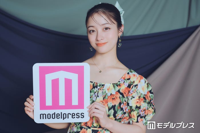 橋本環奈(C)モデルプレス