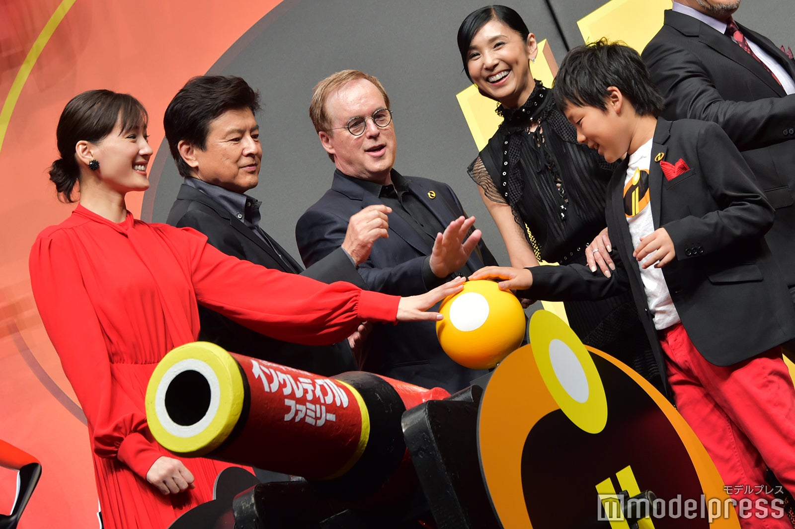 （C）モデルプレス