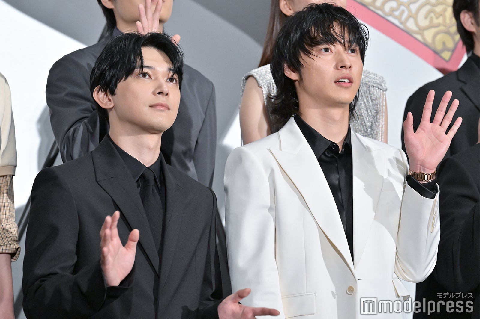 吉沢亮、山崎賢人（C）モデルプレス