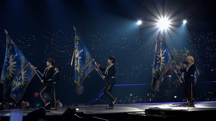 7 MEN 侍(C)Storm Labels