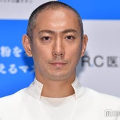 市川海老蔵 ワンオクtakaとの2ショット公開 意外な交友関係に注目集まる モデルプレス 市川海老蔵 ワンオクtakaとの2ショット公開 意外な交友関係に注目集まる モデルプレス