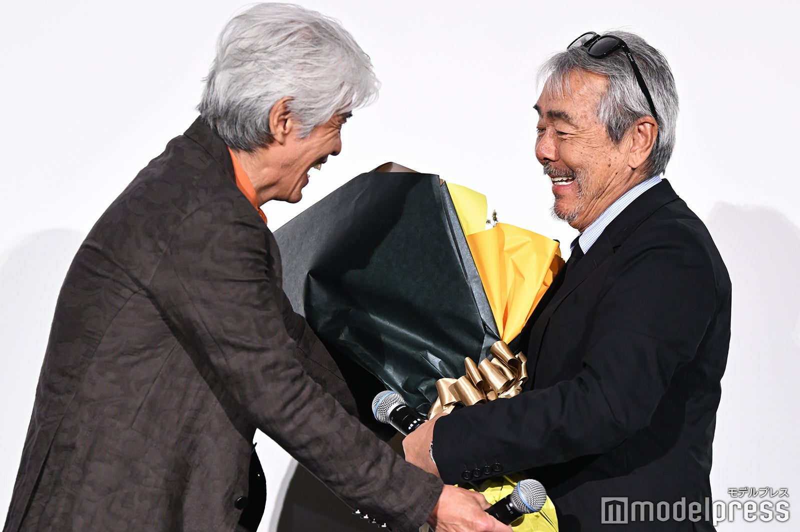 佐藤浩市、寺尾聰（C）モデルプレス