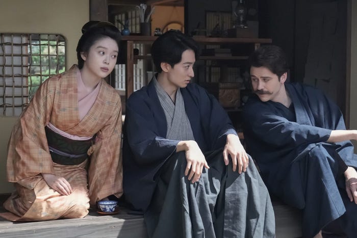 高石あかり、濱正悟、トミー・バストウ「ばけばけ」第84話(C)NHK