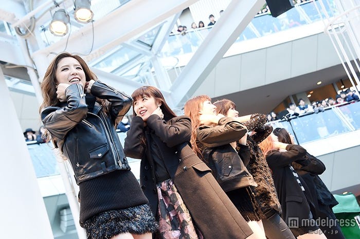 振り付けをレクチャー