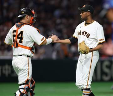 巨人の守護神・マルティネスの今の状態は？「100％だと思ってください」一打同点も勝利守り切り今季初セーブ