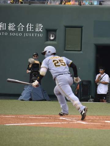阪神・ドラ2谷端 4戦連続安打も笑顔なし「冷静に打てたらもっとヒットにつながる」