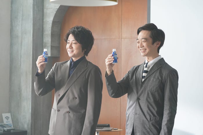 藤原竜也/新CM「プレゼン」篇より(提供写真)