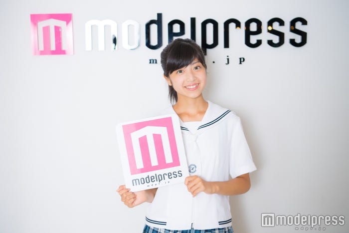 グランプリに輝いた吉田莉桜(りおちょん)さん/「高一ミスコン」(C)モデルプレス