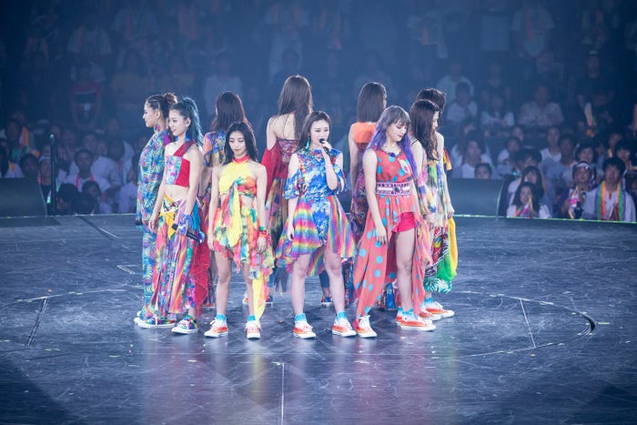 E-girls/「E-girls LIVE TOUR 2018 ~E.G. 11~」より/Live photography:Yoko Yamashita、Yusuke Oishi、Toru Shiozaki、Michiko Kiseki、Hiroyuki Matsubara、Takahiro Kugino、Saeka Shimada、Mitsuaki Murata (提供写真)
