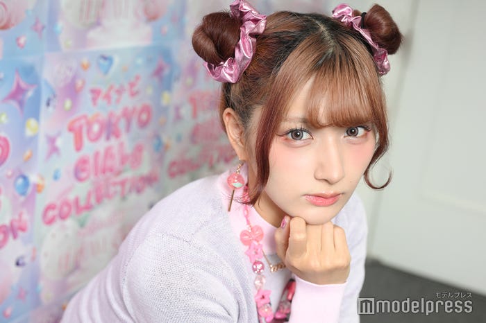 しなこ(C)モデルプレス