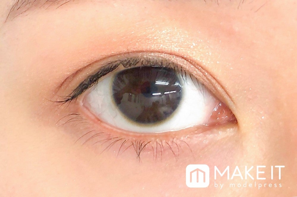 マジョリカ マジョルカ／シャドーカスタマイズ／BR332 胡桃 使用 (C)メイクイット