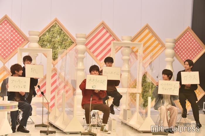 (左から)小関裕太、細田佳央太、田川隼嗣、富田健太郎、藤原大祐、甲斐翔真 (C)モデルプレス