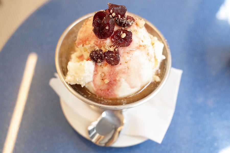 BIG BABY ICE CREAMラムミルク