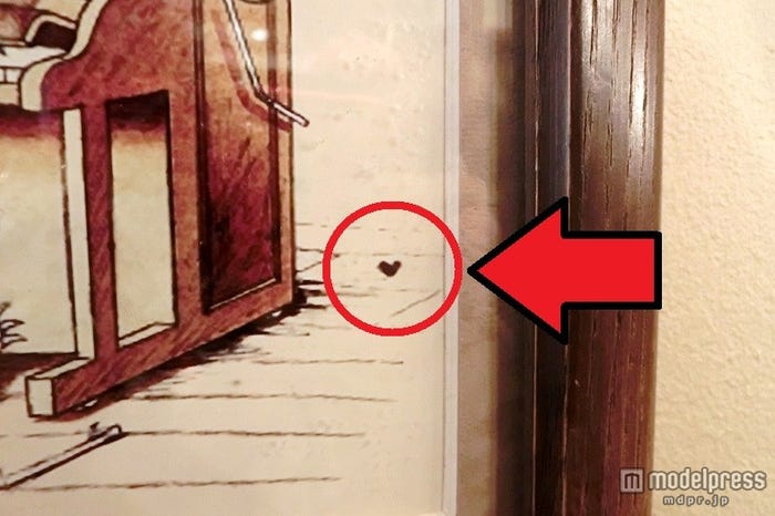 床にミッキーマーク