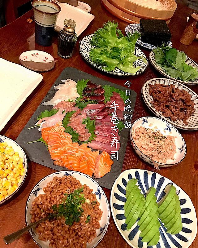 子供と食べる手巻き寿司の具に悩んだら 美味しく食べられる人気 変わり種をご提案 モデルプレス 子供と食べる手巻き寿司の具に悩んだら 美味しく食べられる人気 変わり種をご提案 モデルプレス