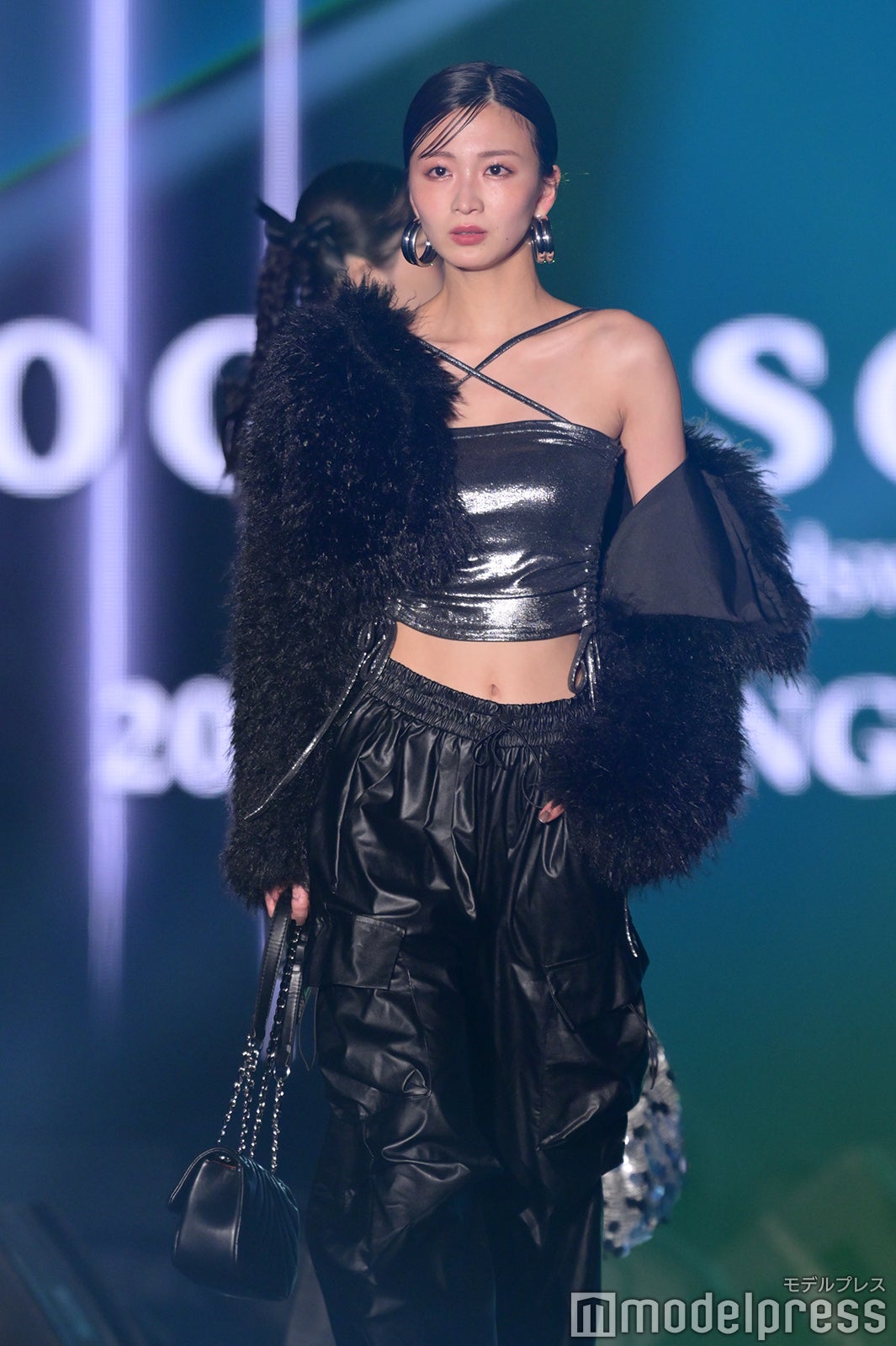 岡崎紗絵（C）モデルプレス