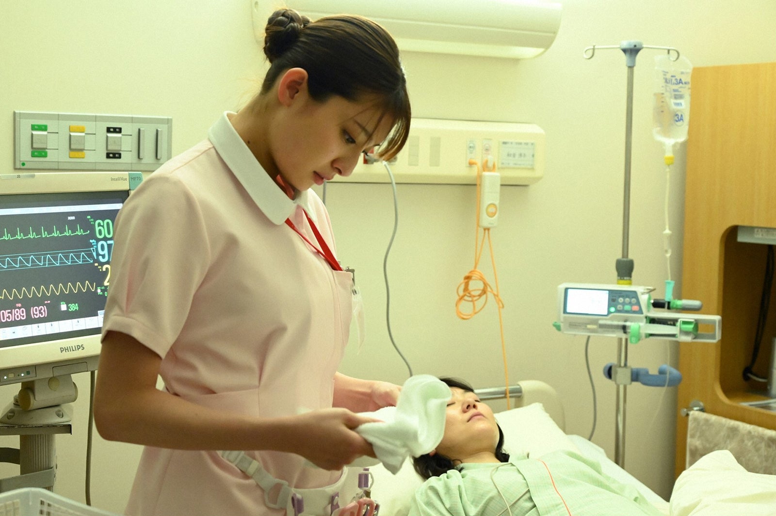 吉川愛／「恋はつづくよどこまでも」第6話より（C）TBS