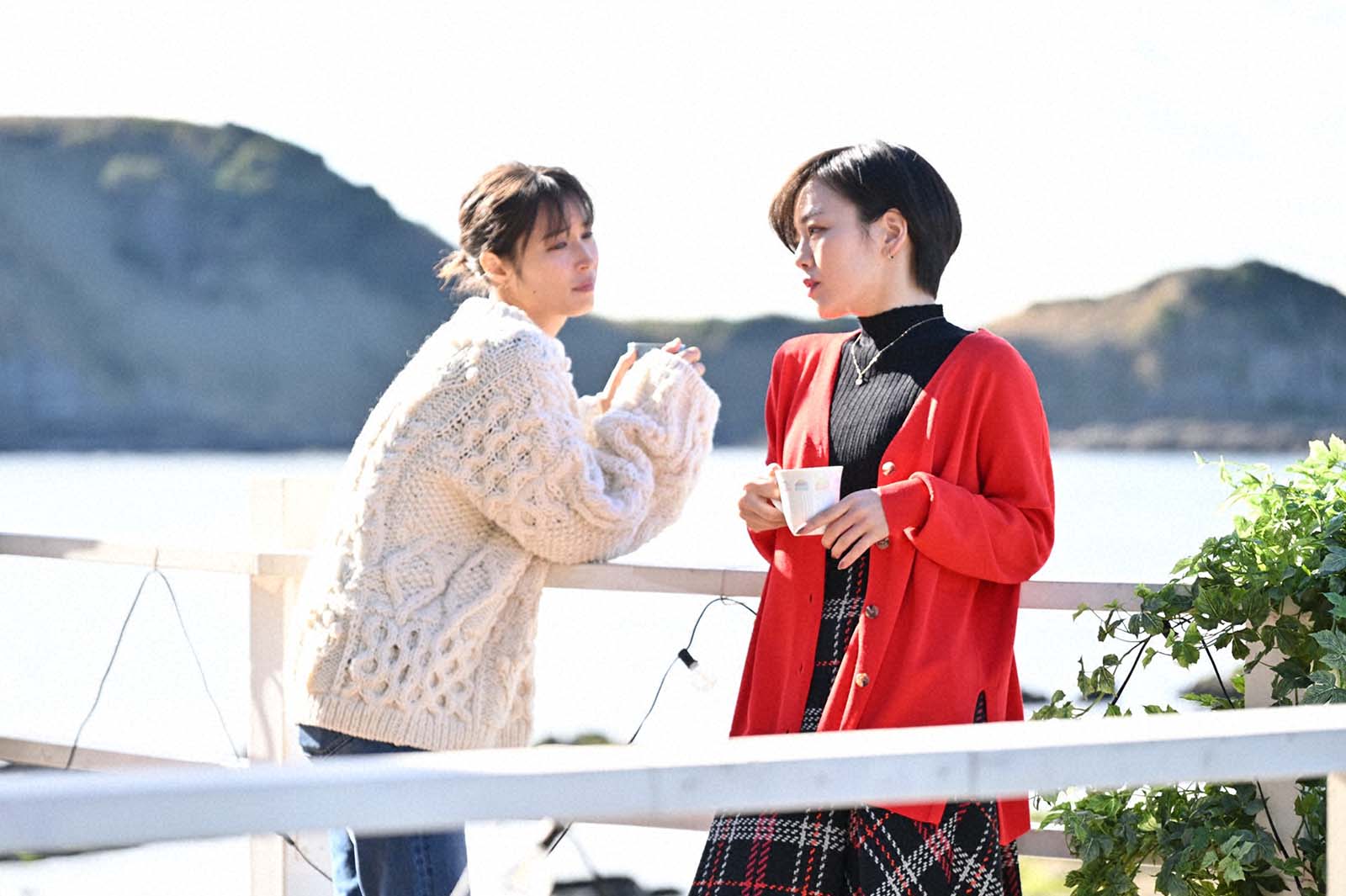 広瀬アリス、伊原六花「マイ・セカンド・アオハル」第9話より（C）TBS