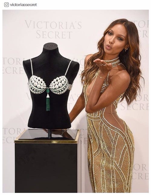 ヴィクトリアズ・シークレットInstagramより