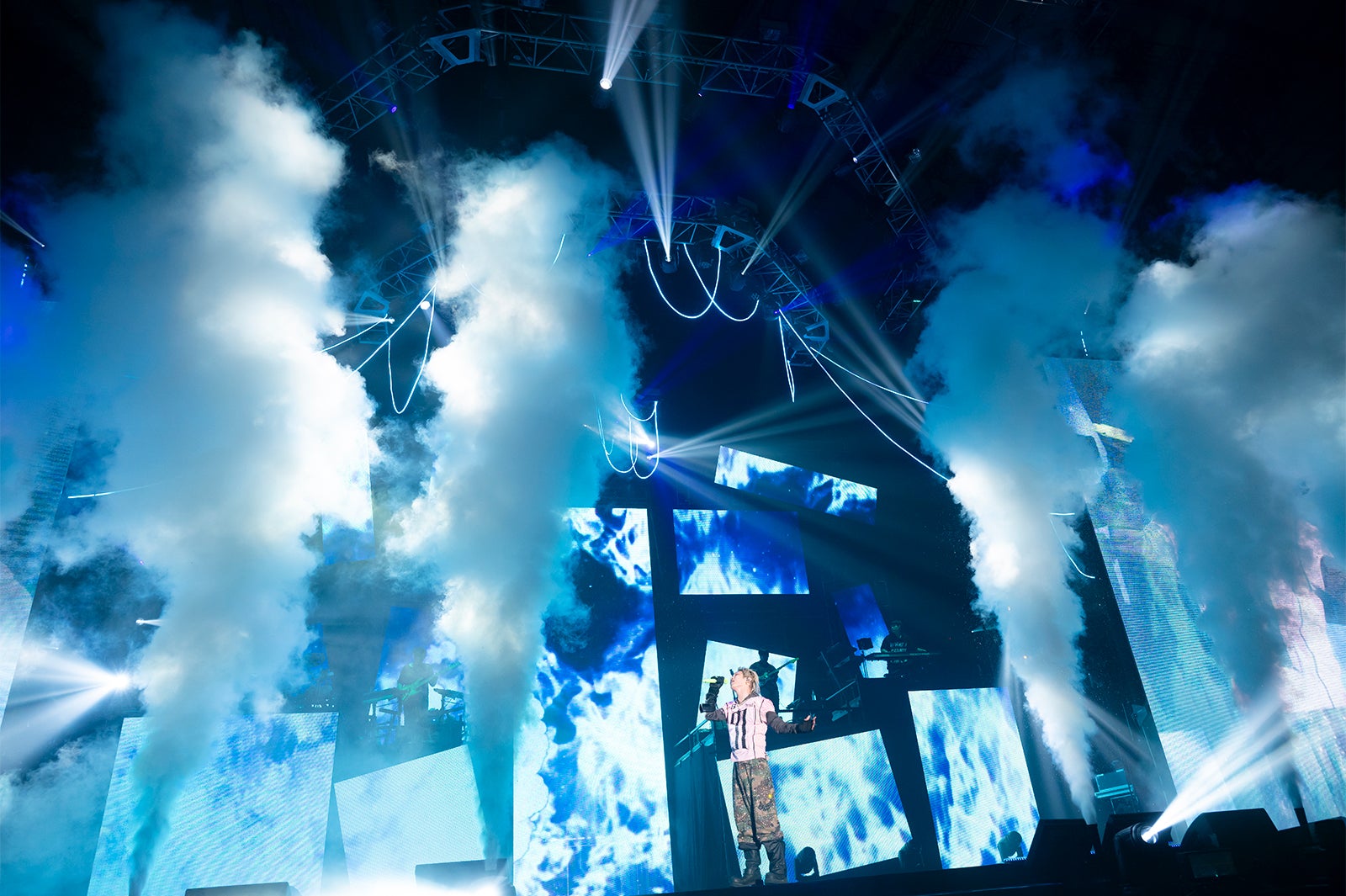 KEY／撮影：田中聖太郎写真事務所