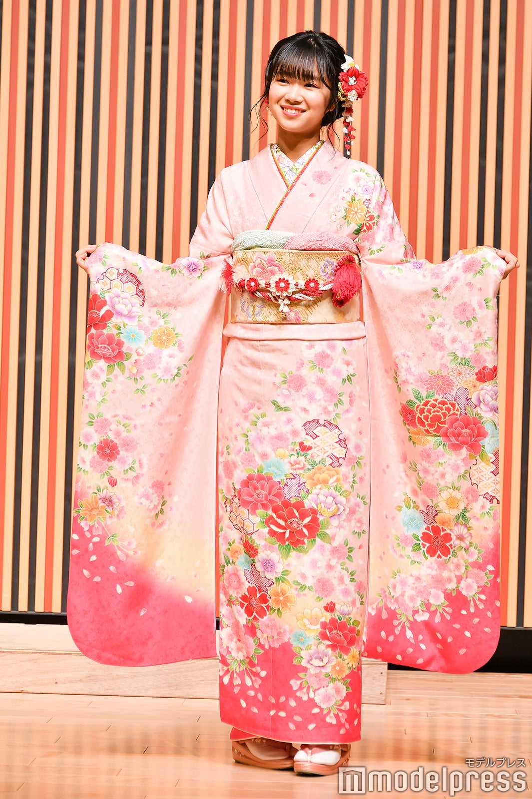 真下華穂（C）モデルプレス