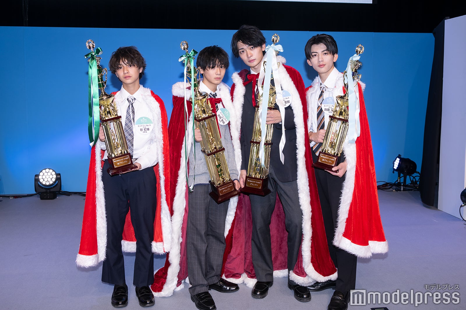 谷虹輝くん、井原泰知くん、黒木聖那くん、齊藤天彦くん（C）モデルプレス