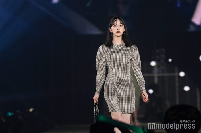堀未央奈(C)モデルプレス