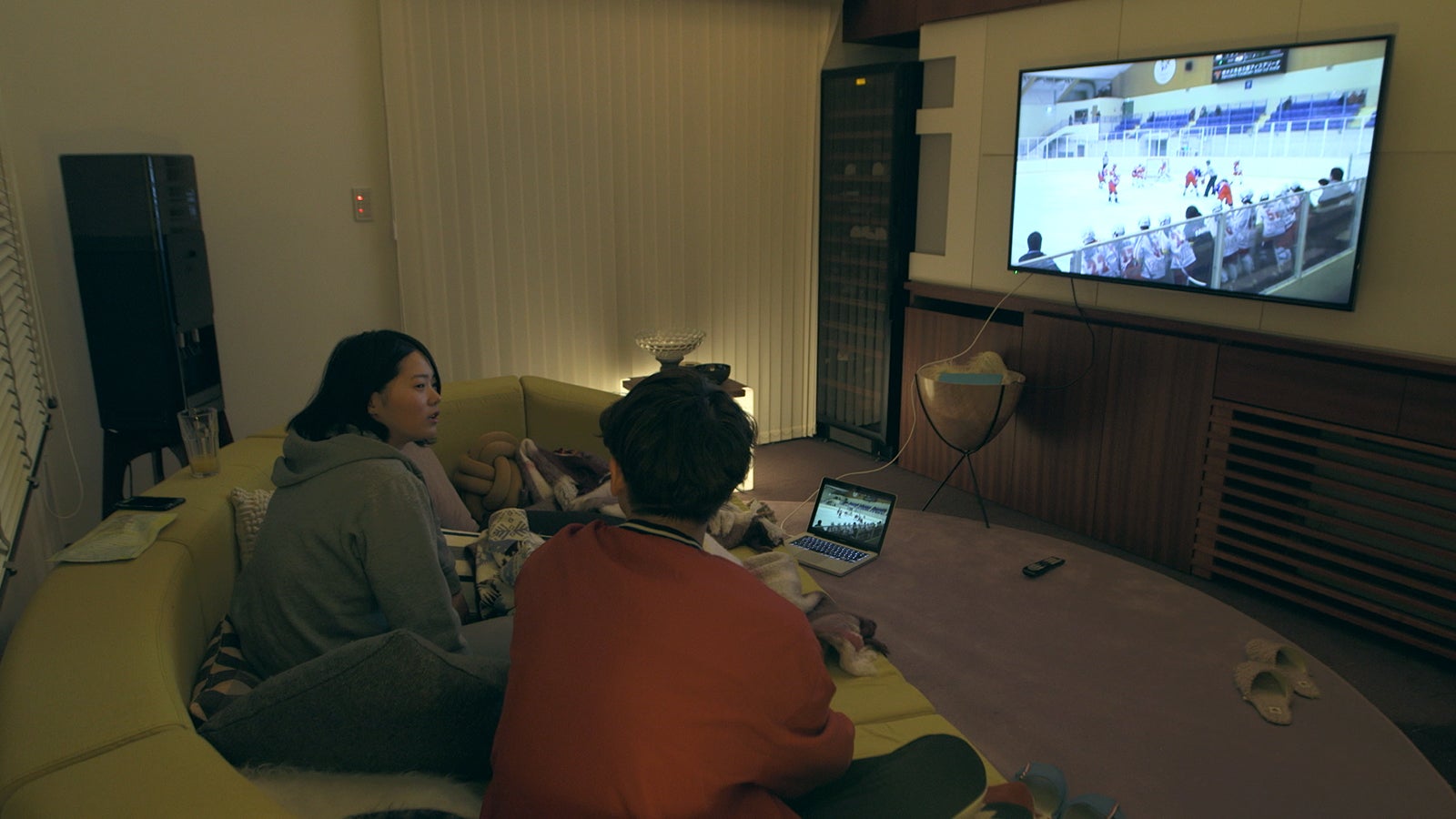 つば冴、至恩「TERRACE HOUSE OPENING NEW DOORS」6th WEEK（C）フジテレビ／イースト・エンタテインメント