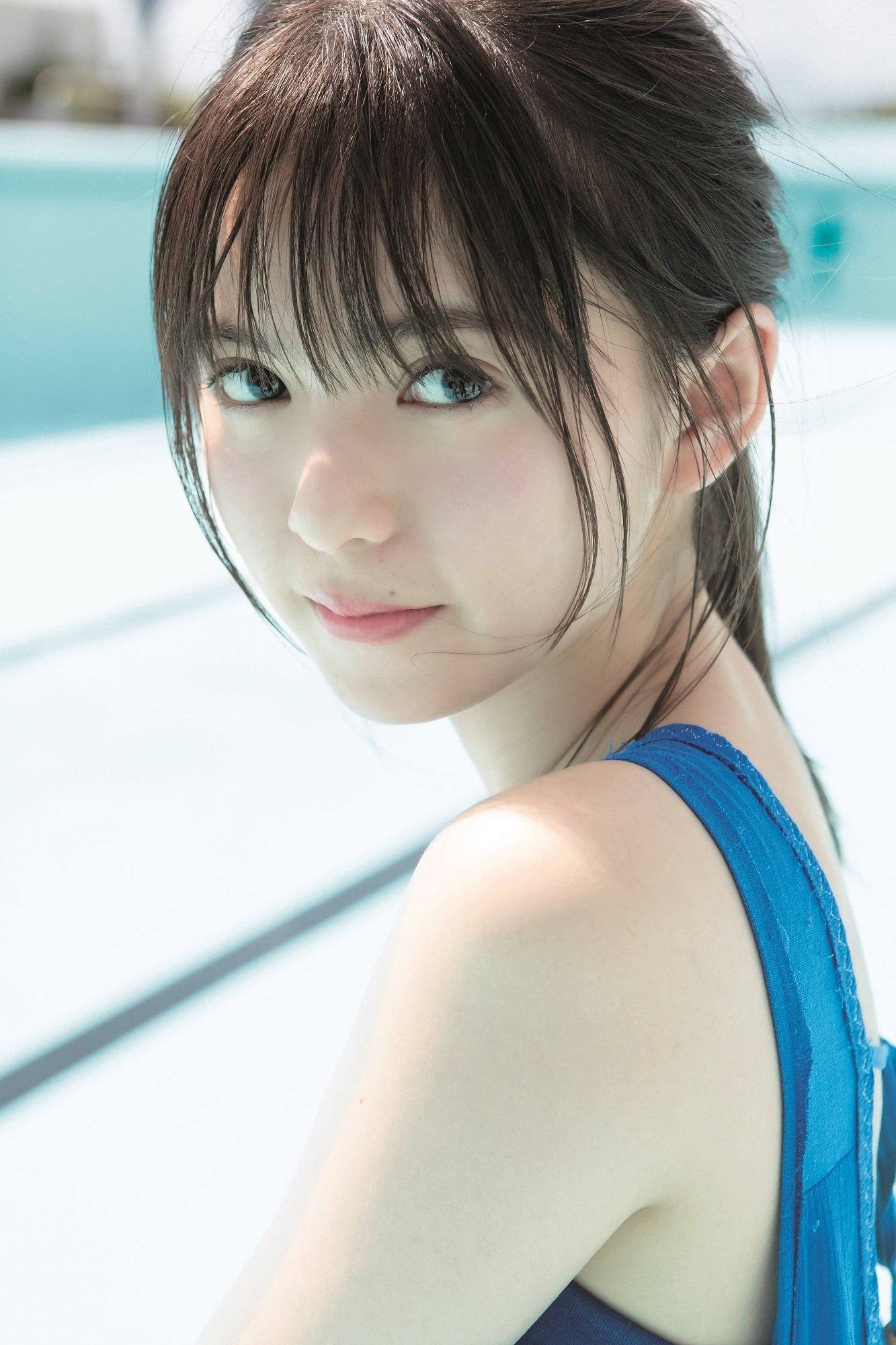 乃木坂46齋藤飛鳥、プールで溢れる“奇跡の美少女感” - モデルプレス