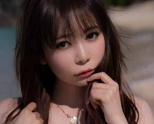 中川翔子、10年ぶり写真集で“超バズりBODY”披露 大人ランジェリー・ガチすっぴんも