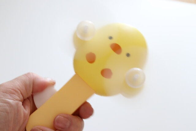ハンディ扇風機（ツインファン、ひよこ・ねこ）　使用例