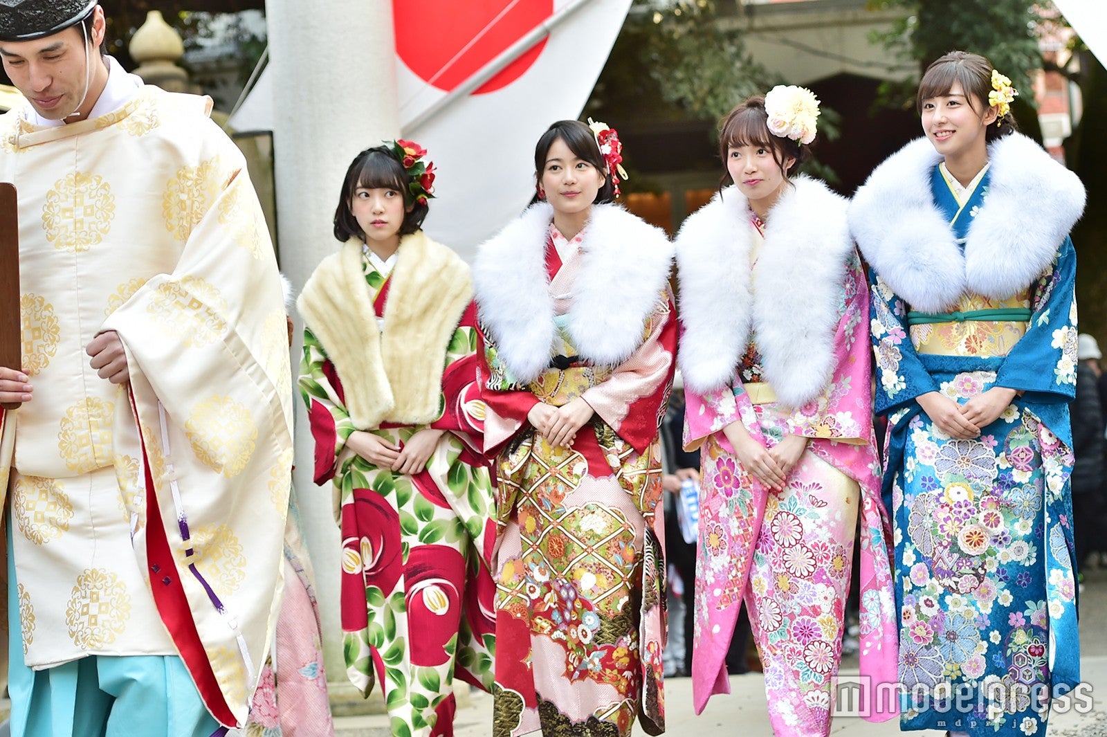 左から：堀未央奈、生田絵梨花、中元日芽香、斎藤ちはる（C）モデルプレス