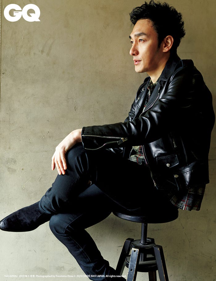 草なぎ剛/『GQ JAPAN』2019年5月号 Photographed by Yasutomo Ebisu (C) 2019 CONDE NAST JAPAN. All rights reserved.