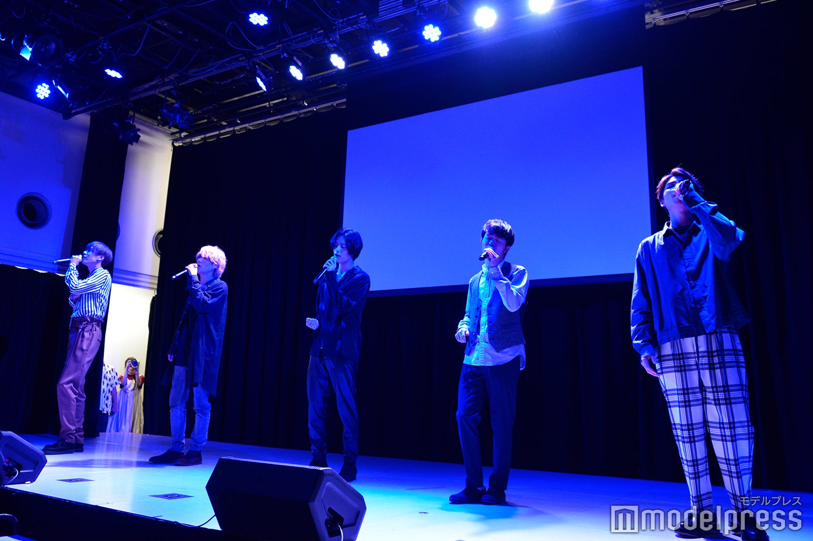 TRANSITION （C）モデルプレス