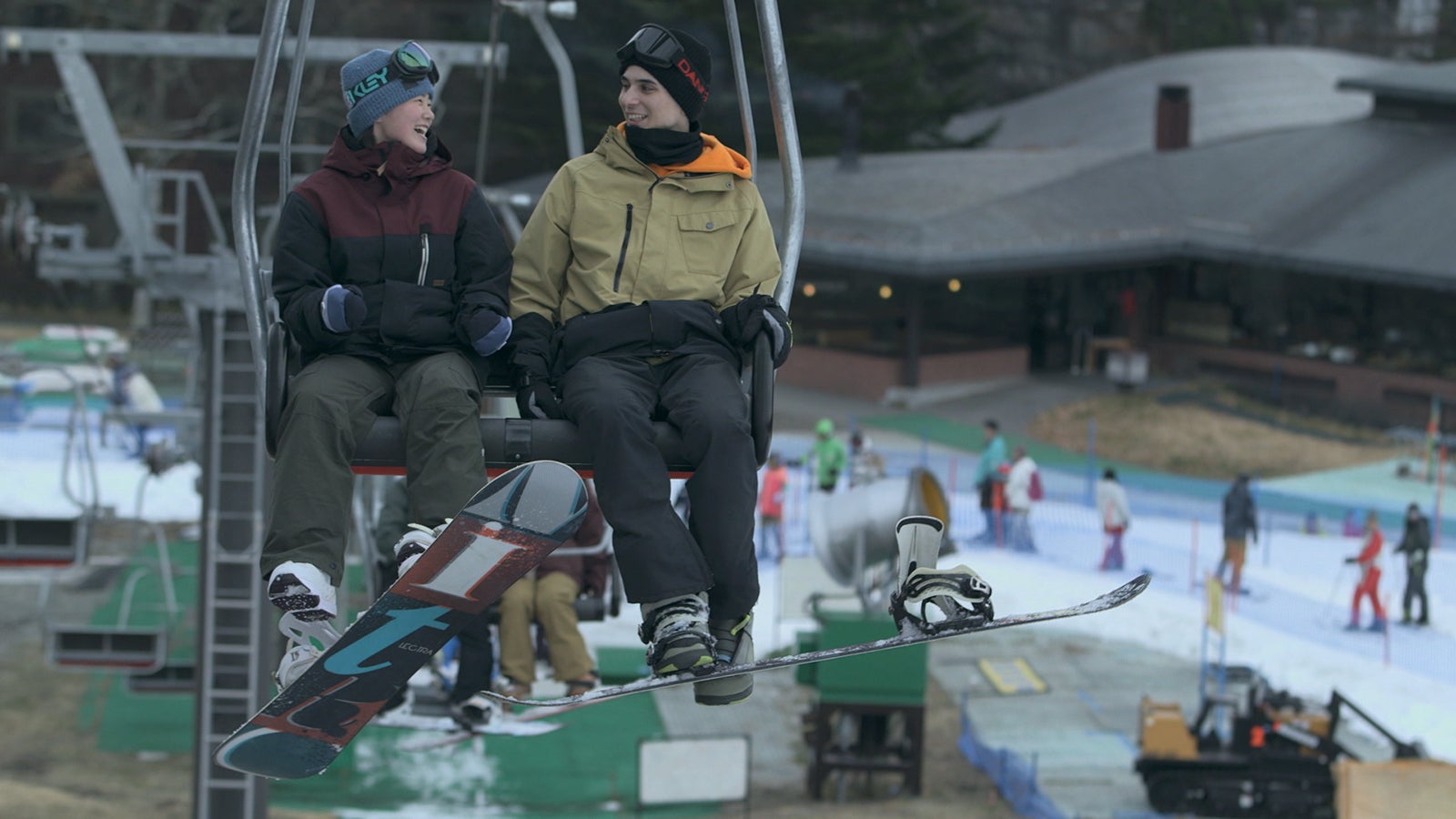 つば冴、至恩「TERRACE HOUSE OPENING NEW DOORS」8th WEEK（C）フジテレビ／イースト・エンタテインメント