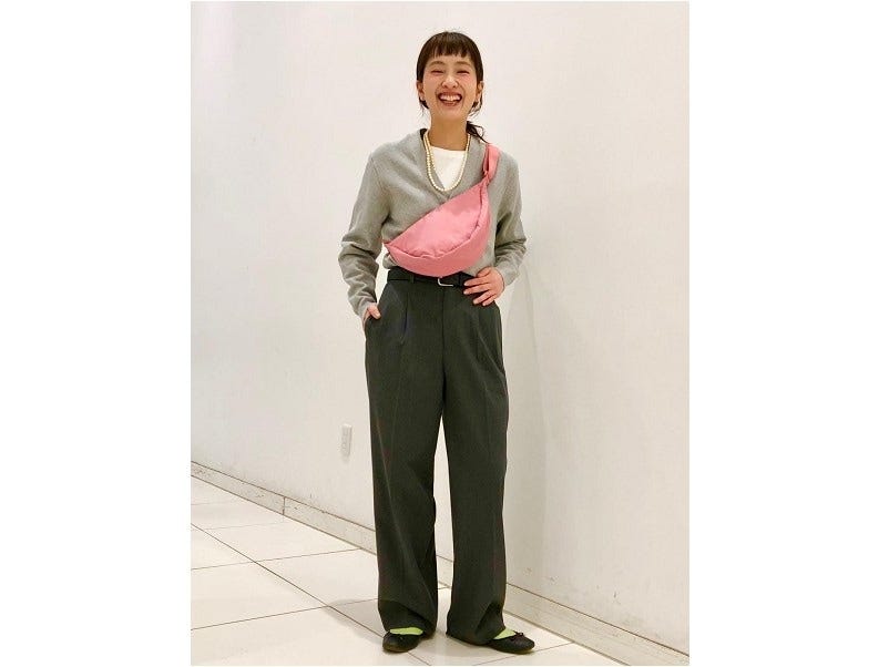 袖の長さにもゆとりができるので、アレンジしやすい　出典：StyleHint