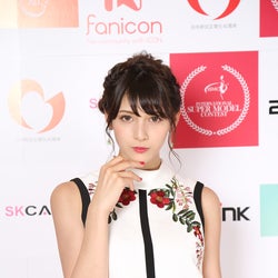 “リア・ディゾンの再来”アンジェラ芽衣、日本人モデル代表として登場「自分の出番が待ち遠しくなりました」