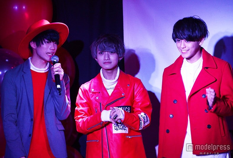 XOXとまん＆バトシン＆志村禎雄に黄色い歓声 クリスマスの思い出は？