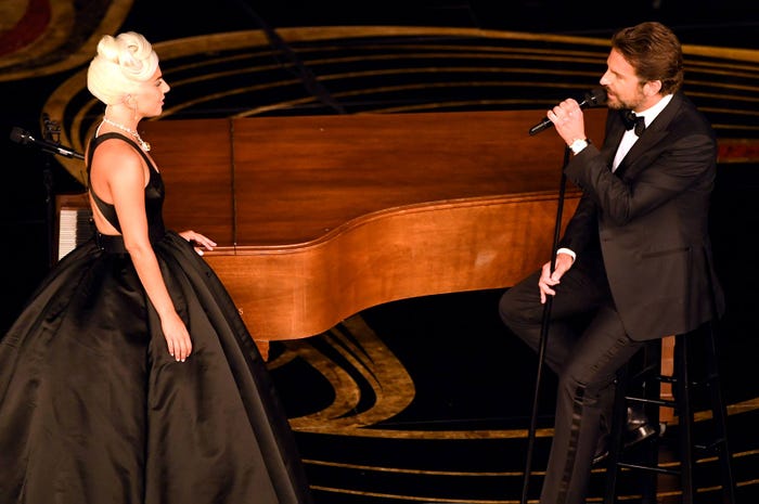 レディー・ガガ、ブラッドリー・クーパー/「第91回アカデミー賞」授賞式より(photo:Getty Images)