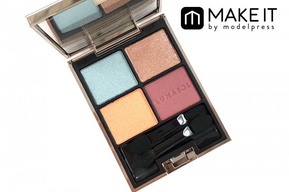 LUNASOL／アイカラーレーション／01 Twilight Sky／6,200円（税抜） (C)メイクイット