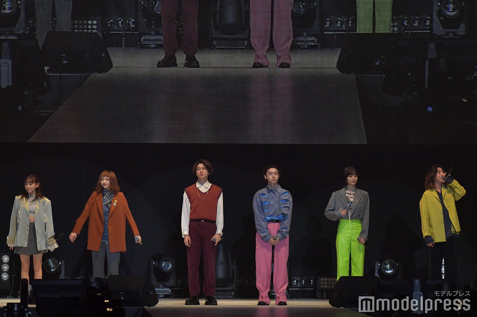 BiTE A SHOCK（C）モデルプレス