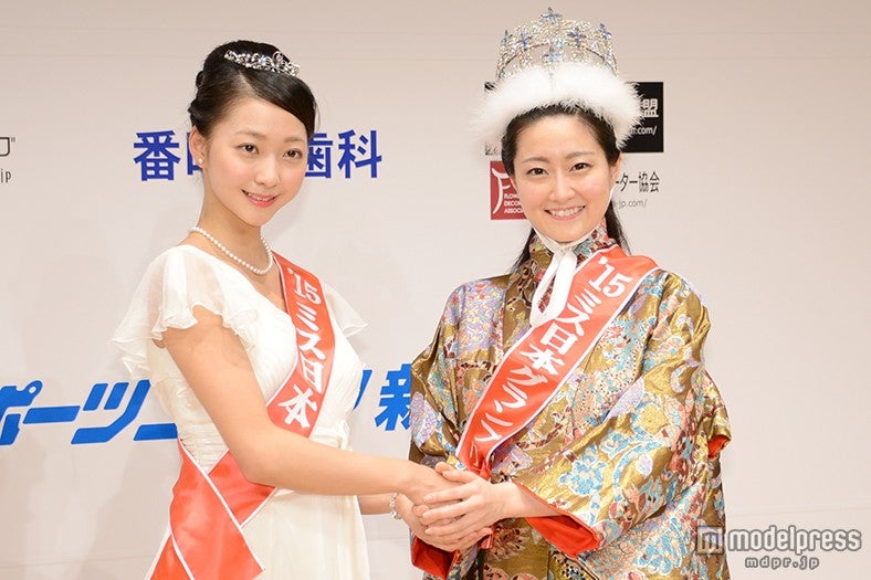 （左から）和田静郎特別顕彰ミス日本の畠山愛理選手（新体操日本代表）、ミス日本の芳賀千里さん