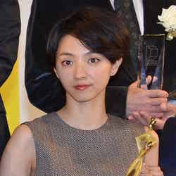 「東京ドラマアウォード2014」授賞式で、主演女優賞を受賞した満島ひかり【モデルプレス】