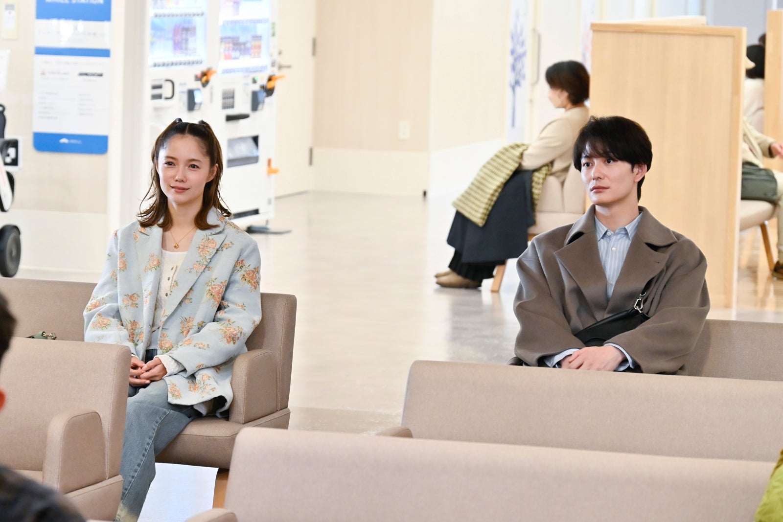 宮崎あおい、岡田将生「ちょっとだけエスパー」最終話（C）テレビ朝日